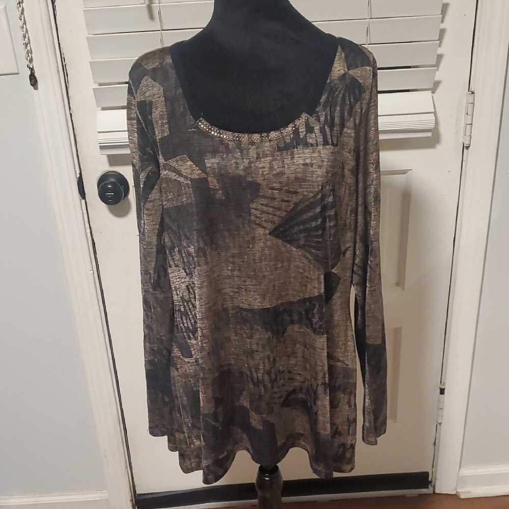 Energe World Wear Abstract Pattern Long Sleeve Top